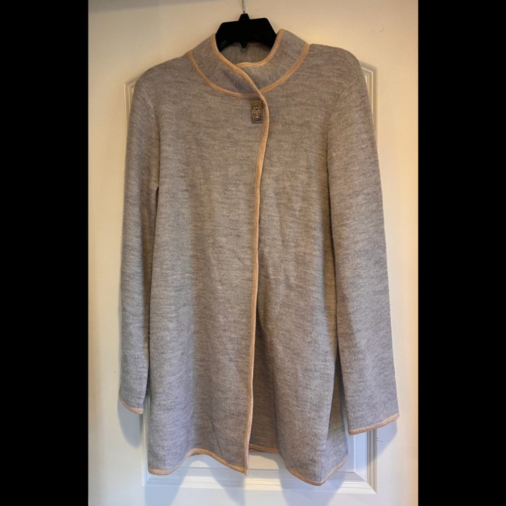Calvin Klein Women's Gray Wool Sweater Wrap with Toggle Closure Size M